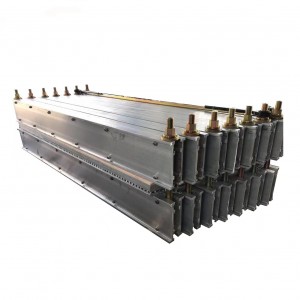 Vulcanizing machine for rubber